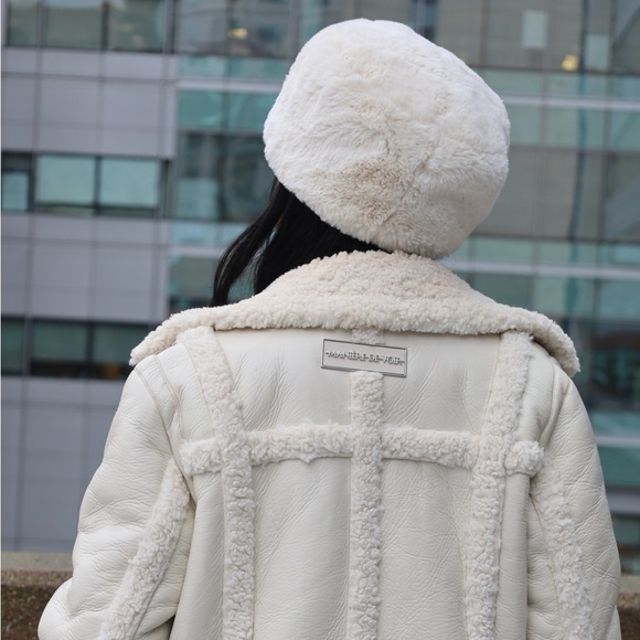 LIMITED EDITION VEGAN LEATHER & SHEARLING MANIÈRE DE VOIR - Picture 2 of 13